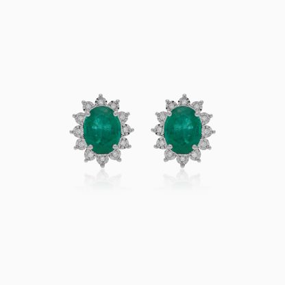 18k White Gold Earrings Adorned with Beautiful Emeralds
