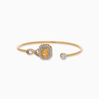 18k Yellow Gold Bangle featuring a stunning Citrine Gemstone