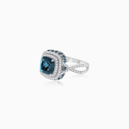 18K White Gold Ring featuring a stunning Natural Diamond and London Blue Topaz stones - Image 3