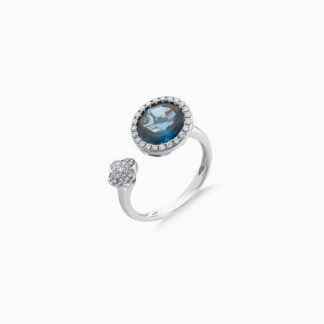 18k White Gold Ring with Topaz | Rabiya Collection