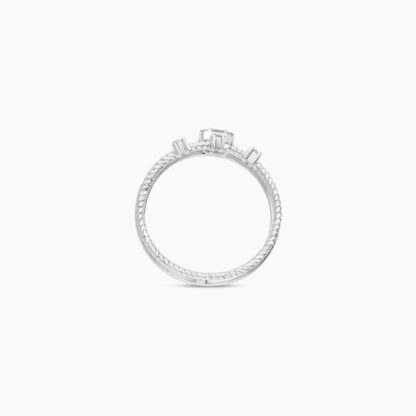 18K WHITE GOLD DOUBLE BAND RING DECORATED WITH NATURAL DIAMOND STONES