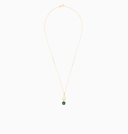 18k yellow gold kids necklace with letter laam with hanging green flower decorated with a single natural diamond in the centre - Image 2