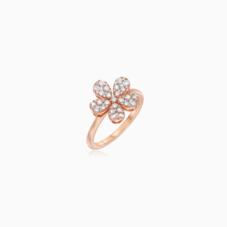 18k Rose gold ring flower shape decorated with natural diamond stones