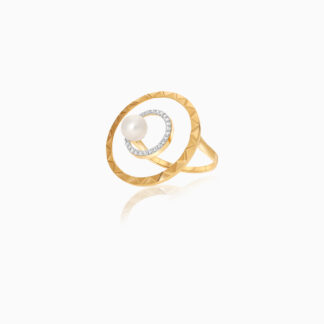 18K YELLOW GOLD RING DECORTAED BY SINGLE PRARL AND ZIRCON STONES