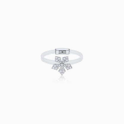 18K WHITE GOLD RING SNOWFLAKE SHAPE DECORATED WITH NATURAL DIAMOND STONES