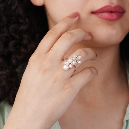 18K Yellow Gold Ring with Diamonds & Pearls – Danah Collection - Image 2