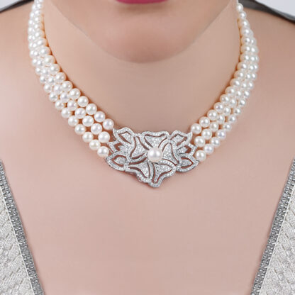 18K White Gold Chocker with a pearl and  natural diamond - Image 2