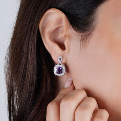 18K White Gold Earrings featuring a stunning Natural Diamond and amethyst - Image 2
