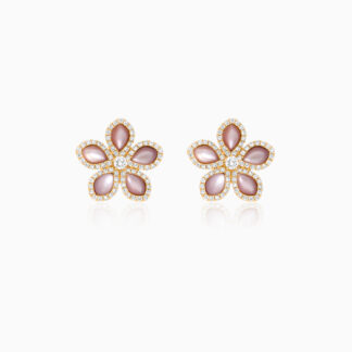 18k yellow gold Earrings flower shape decorated with natural diamond and Pink Mother of pearl