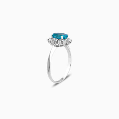 18K white gold ring decorated with natural blue London Topaz stone surrounded by natural diamond stones - Image 4