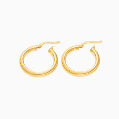 18k yellow gold earrings in round shape