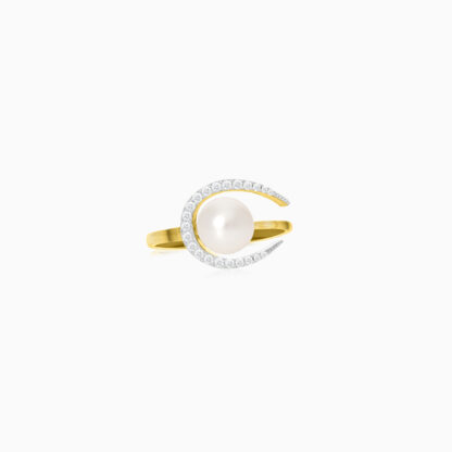 18k yellow gold ring with pearl and zircon stones