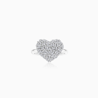 18K WHITE GOLD RING WITH HEART SHAPE DECORATED BY NATURAL DIAMOND BAGUETTE