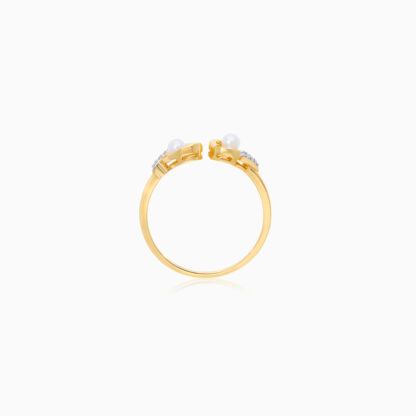 18K Yellow gold Ring With 2 Hearts shaped Decorated with Natural Diamond & Pearls
