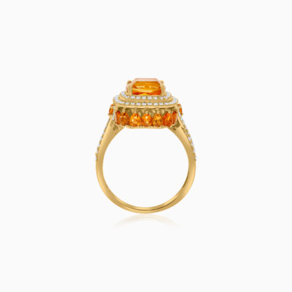 18K yellow Gold Ring featuring a stunning Natural Diamond and Citrine - Image 4