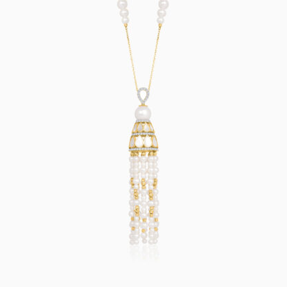 18K YELLOW GOLD PEARL NECKLACE WITH NATURAL DIAMOND