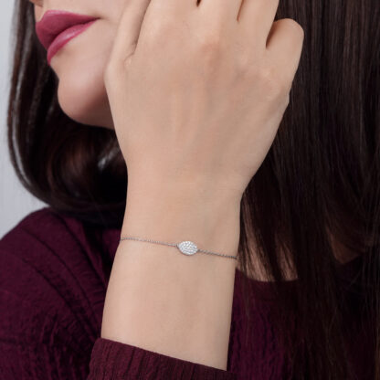 18k white gold diamond bracelet | Trendy collection